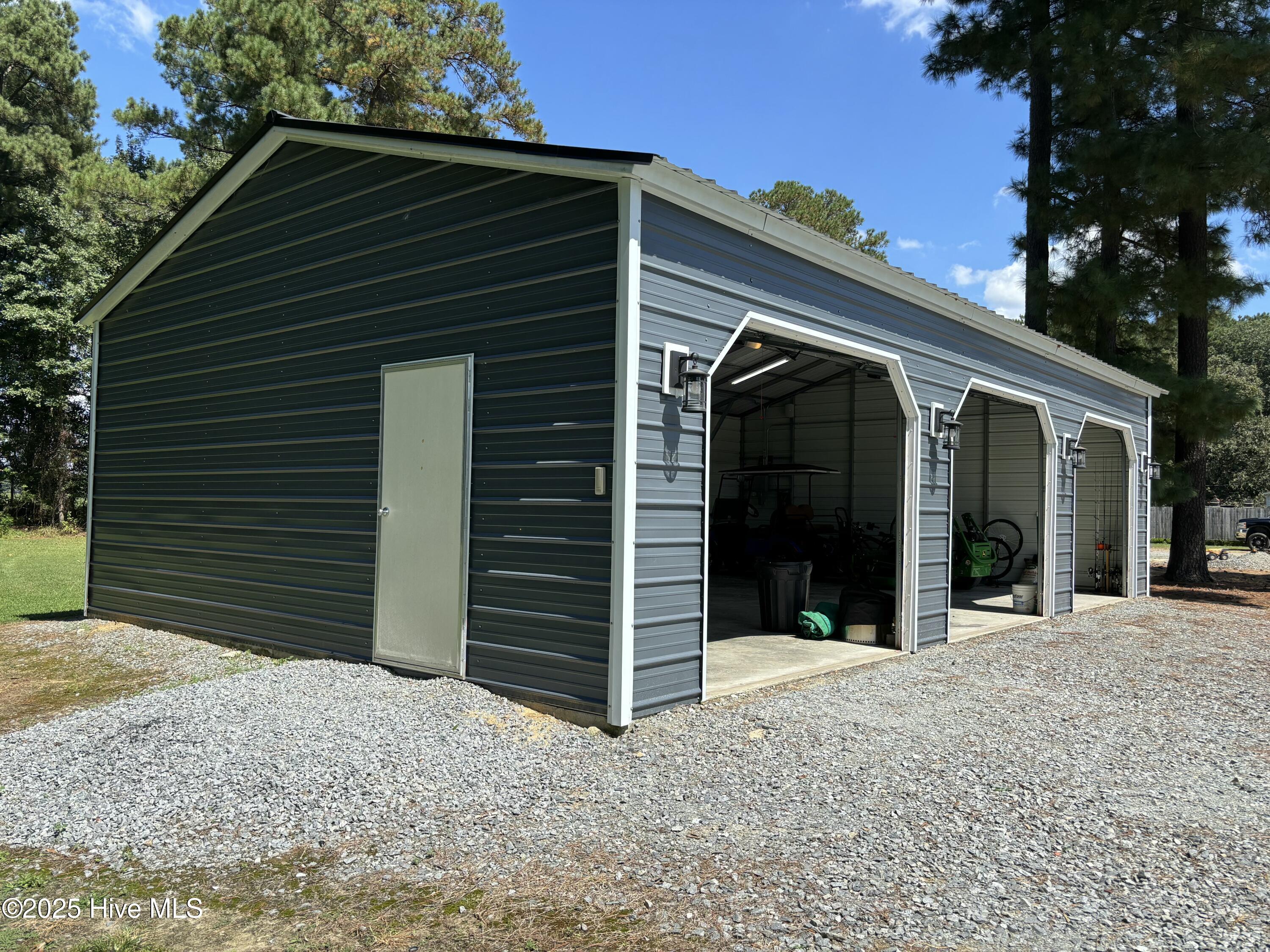 613 Doolittle Mill Road Conway, NC 27820 - Photo 55 of 63 Garage