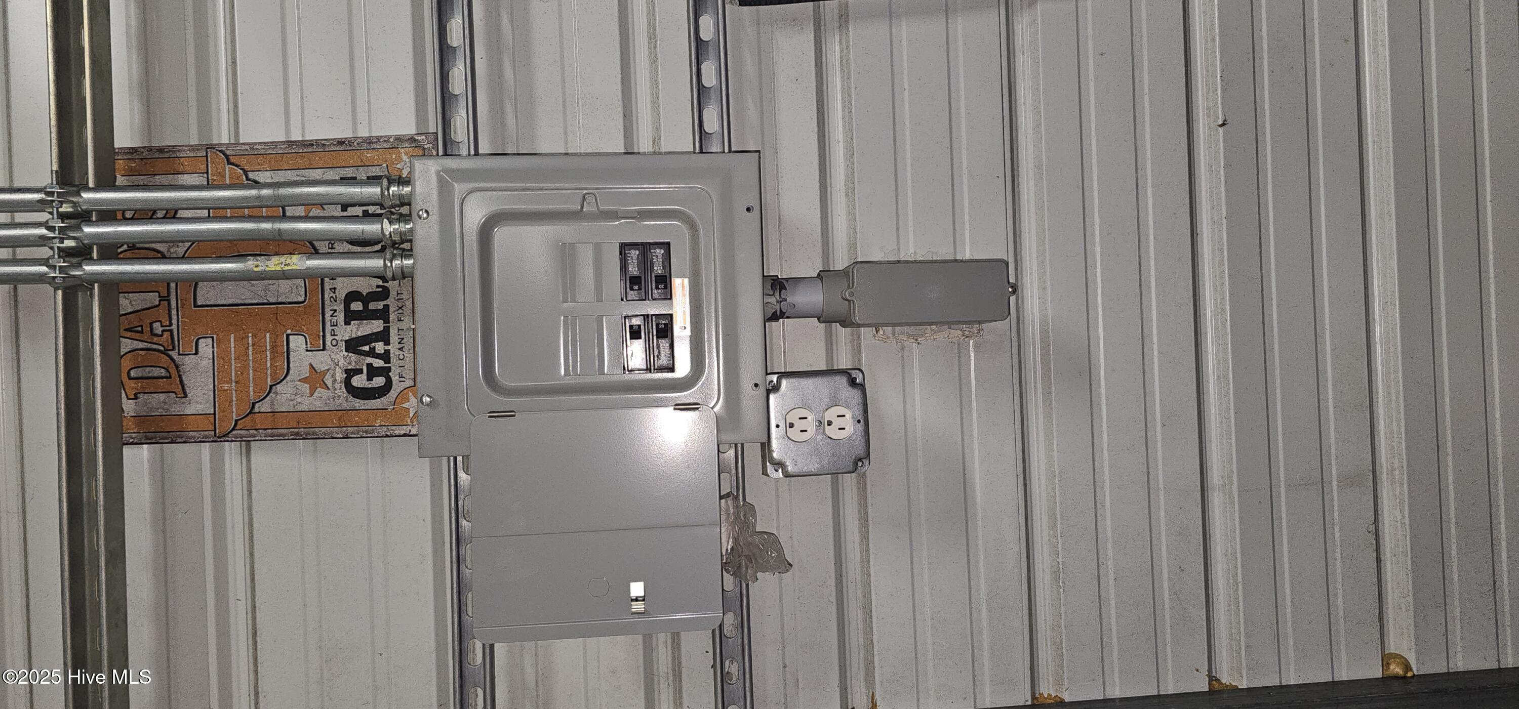 613 Doolittle Mill Road Conway, NC 27820 - Photo 56 of 63 Break panel for 3 car garage