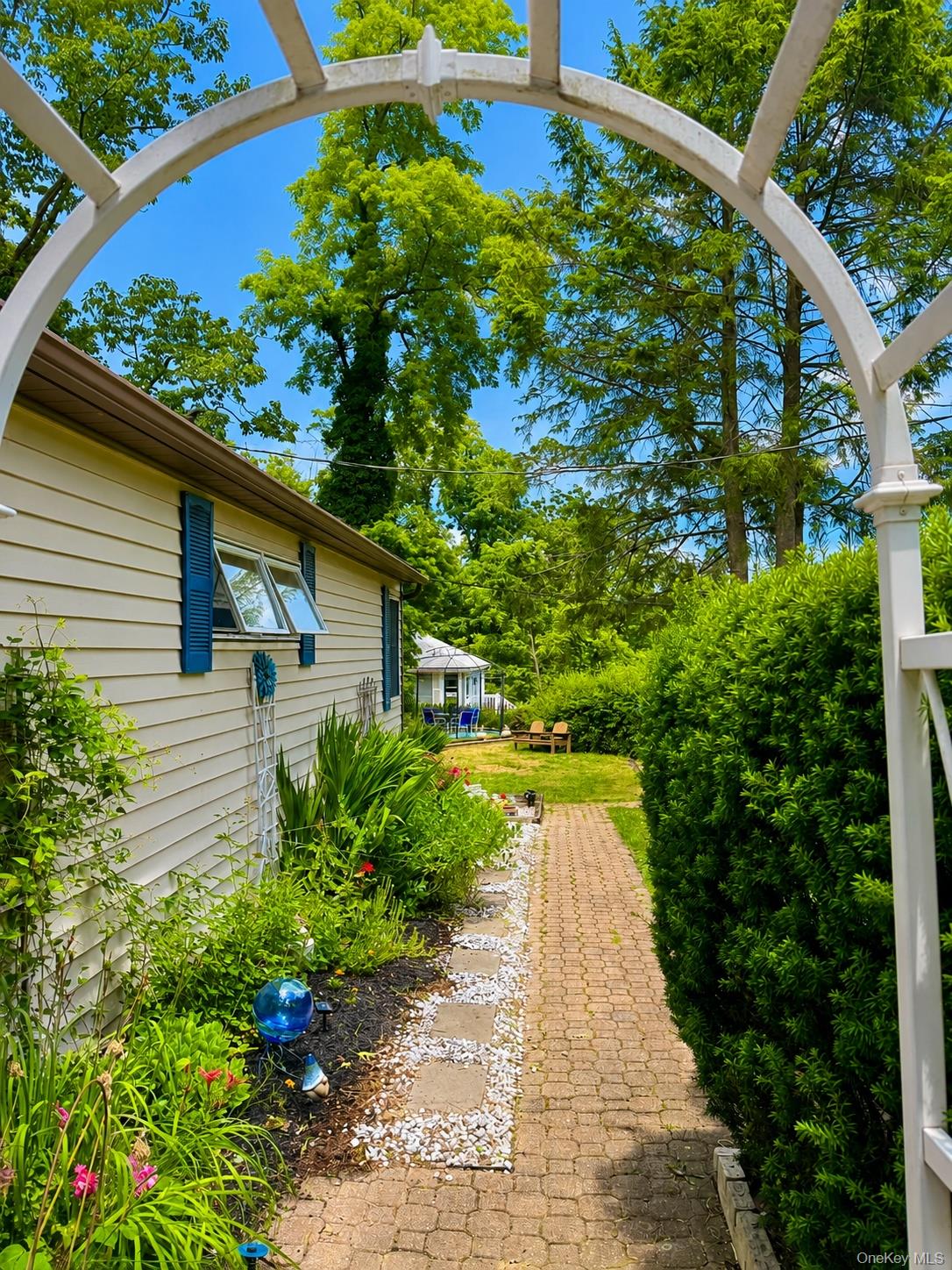 18 Sylvan Road Lake Peekskill, NY 10537 - Photo 5 of 14