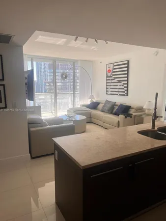 $4,850 | 475 Brickell Avenue, Unit 3613, Miami, FL 33131