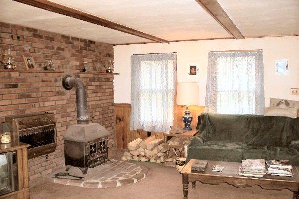 3 Steele Road Bushkill, PA 18324 - Photo 5 of 7 Living Rm 2