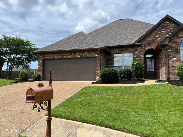 $349,000 | 304 Eastside View, Brandon, MS 39047