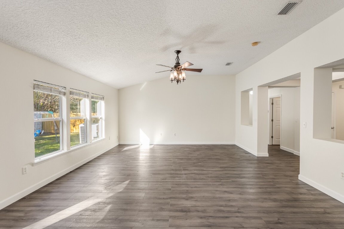 86492 Cartesian Pointe Drive Yulee, FL 32097 - Photo 8 of 27 Gallery Image 8