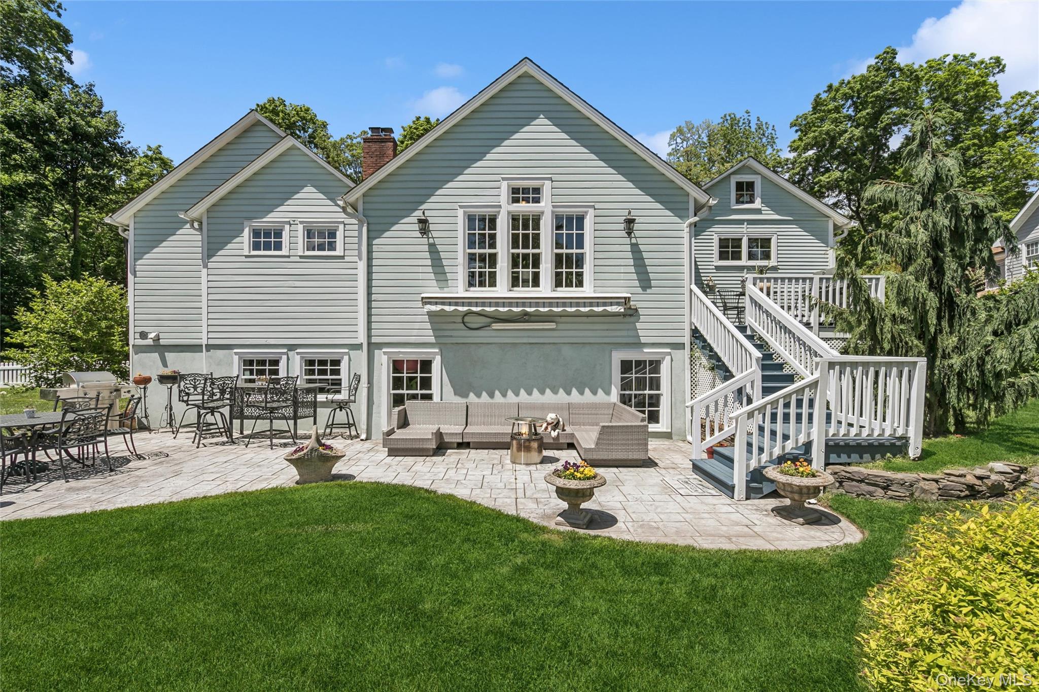 29 Three Sisters Road St. James, NY 11780 - Photo 6 of 50