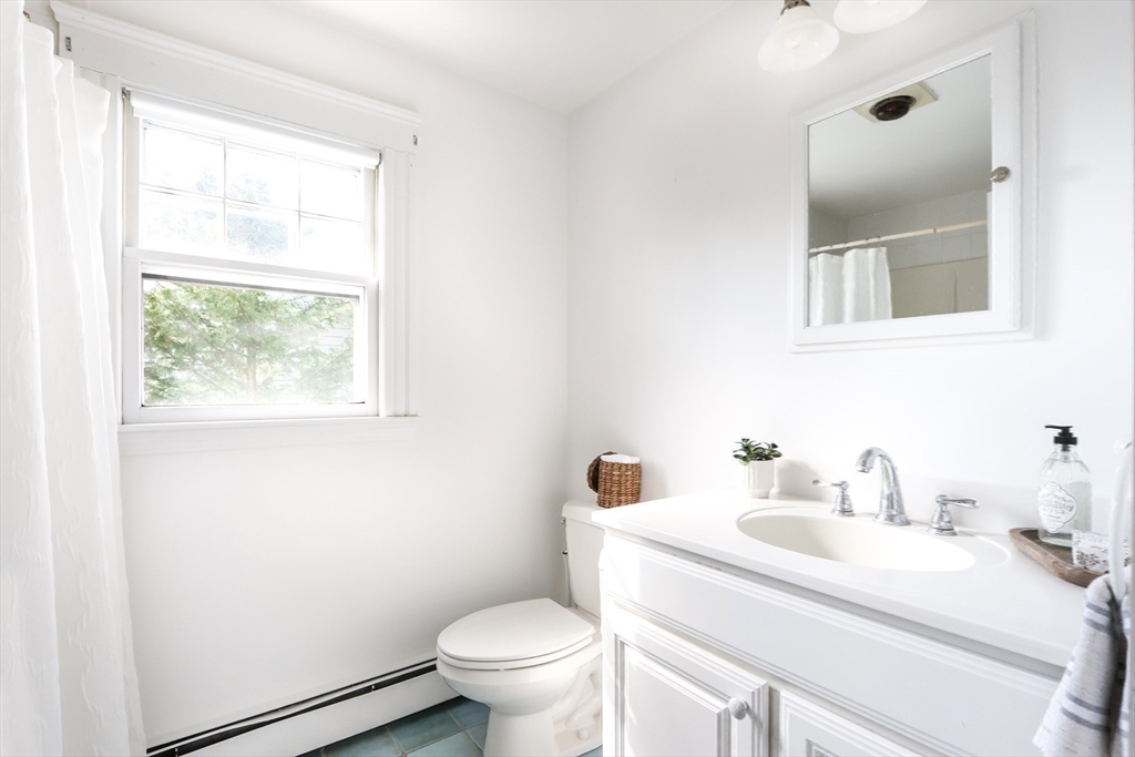 18 Edgewood Street Needham, MA 02492 - Photo 18 of 34 Gallery Image 18