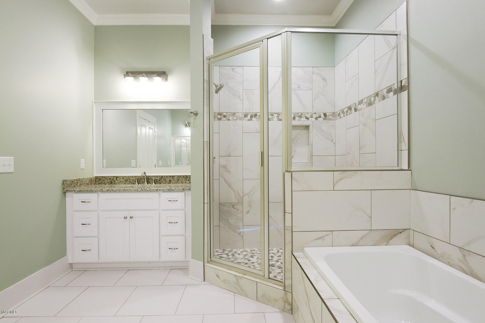 2021 Alphabet Road Gulfport, MS 39503 - Photo 15 of 29 010_1600x1067_mls_1600x1067