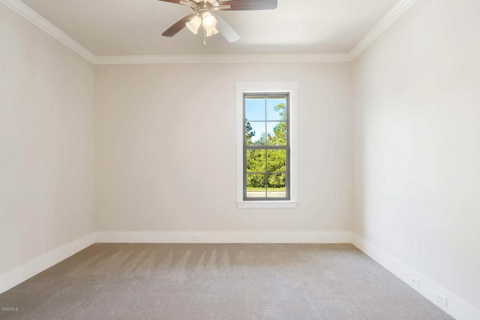 2021 Alphabet Road Gulfport, MS 39503 - Photo 18 of 29 014_1600x1067_mls_1600x1067