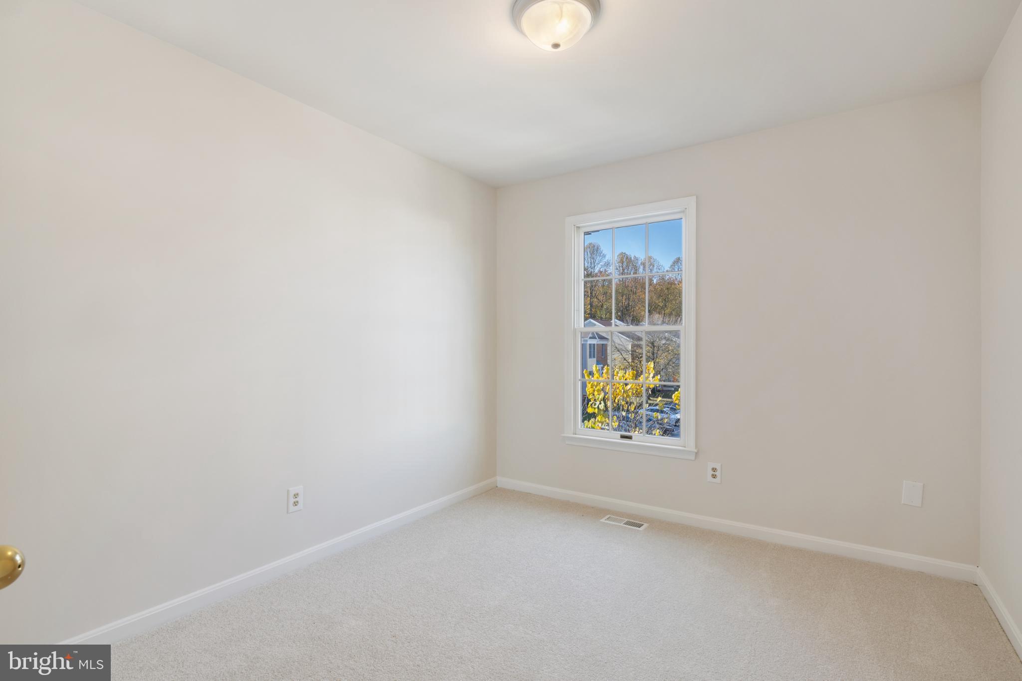 268 St Michaels Circle Odenton, MD 21113 - Photo 24 of 42 an empty room with a window