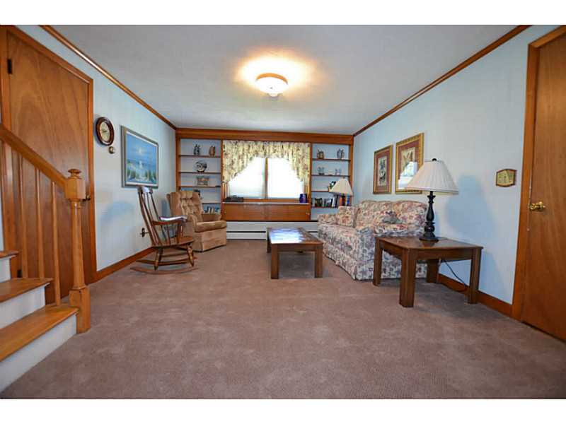 216 New Meadow Road Barrington, RI 02806 - Photo 12 of 23 Den/Family/Great Room.