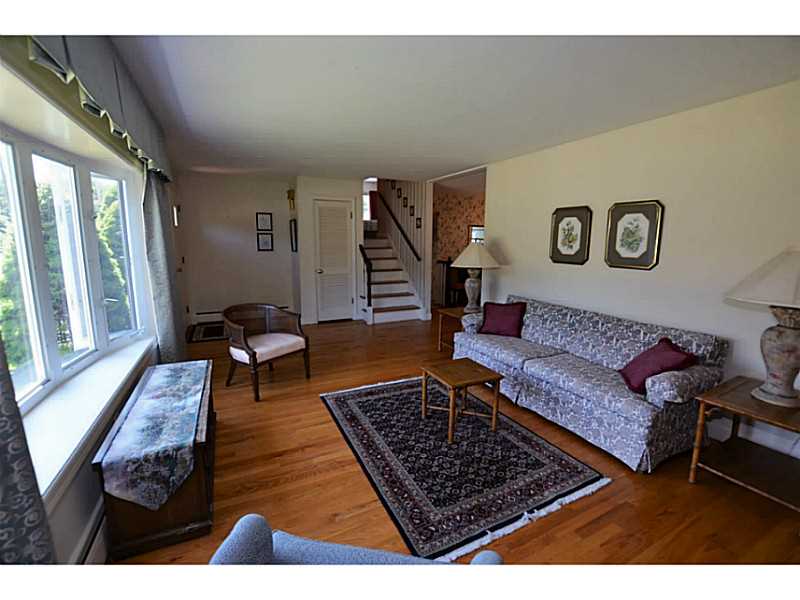 216 New Meadow Road Barrington, RI 02806 - Photo 6 of 23 Living Room.