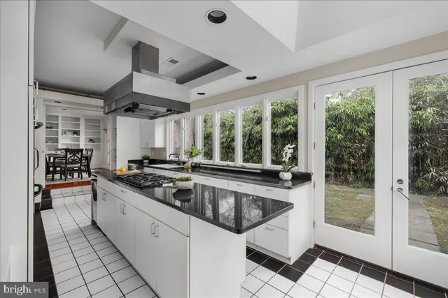 $850,000 | 7953 Bolling Drive, Alexandria, VA 22308