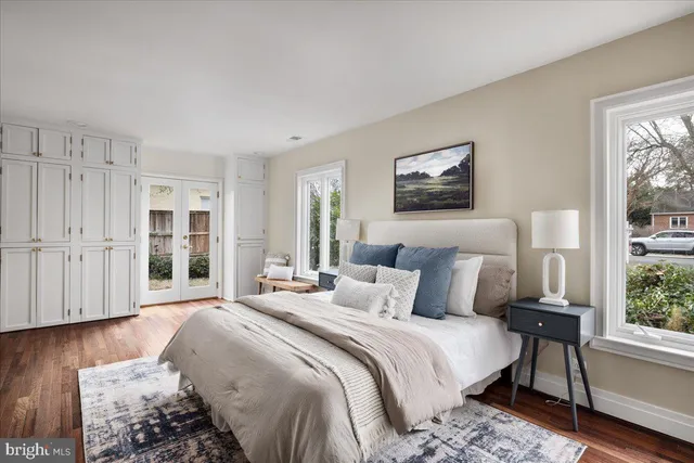 $850,000 | 7953 Bolling Drive, Alexandria, VA 22308