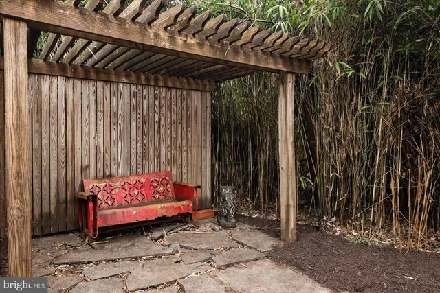 $850,000 | 7953 Bolling Drive, Alexandria, VA 22308