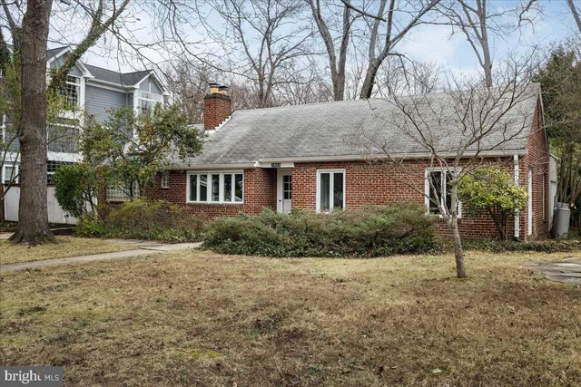 $850,000 | 7953 Bolling Drive, Alexandria, VA 22308