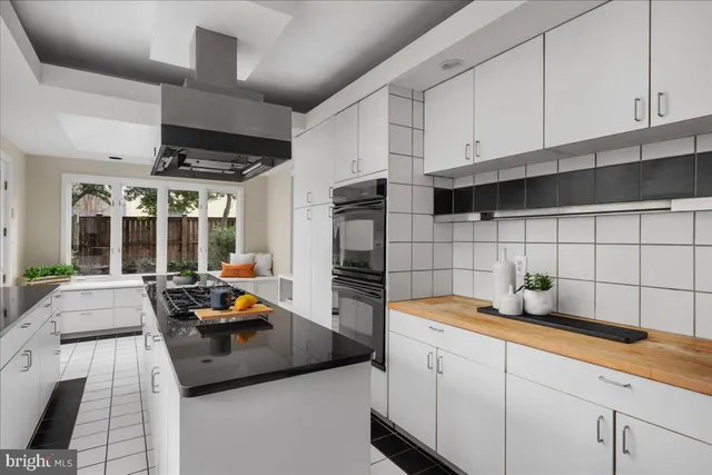 $850,000 | 7953 Bolling Drive, Alexandria, VA 22308