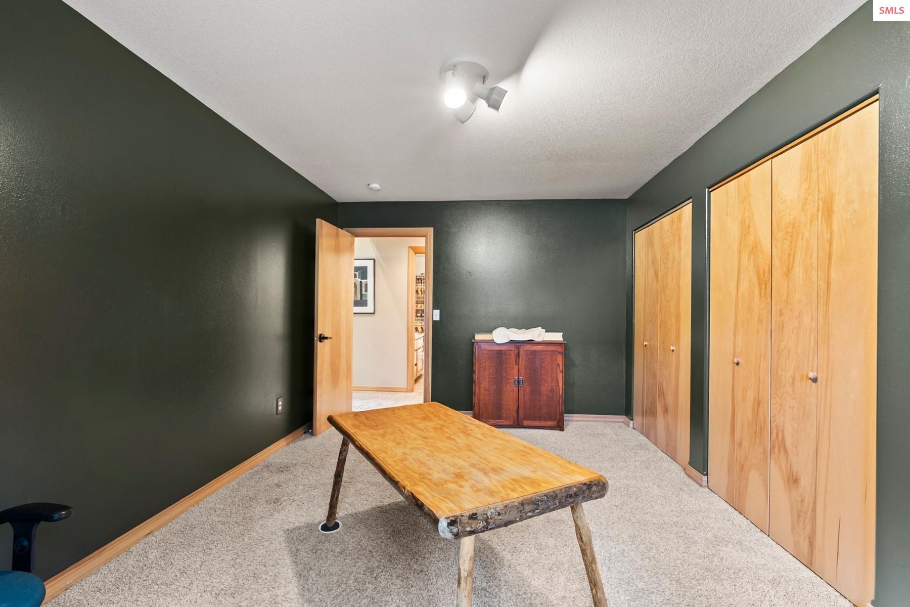 159 Frontier Village Road Naples, ID 83847 - Photo 19 of 52 Gallery Image 19