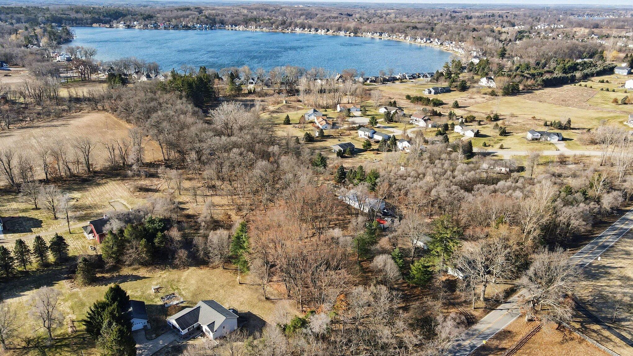 8696 9 Mile Road Northeast Rockford, MI 49341 - Photo 9 of 25 009_file_6287