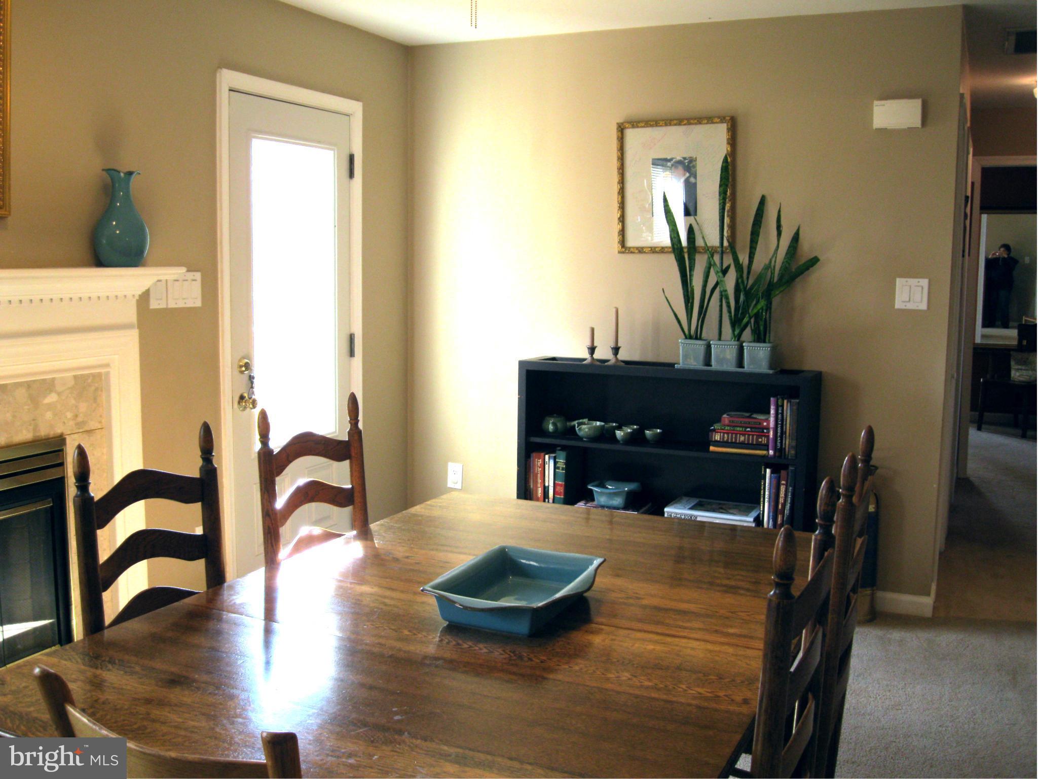 17086 Waterloo Road Amissville, VA 20106 - Photo 3 of 29 Living Room