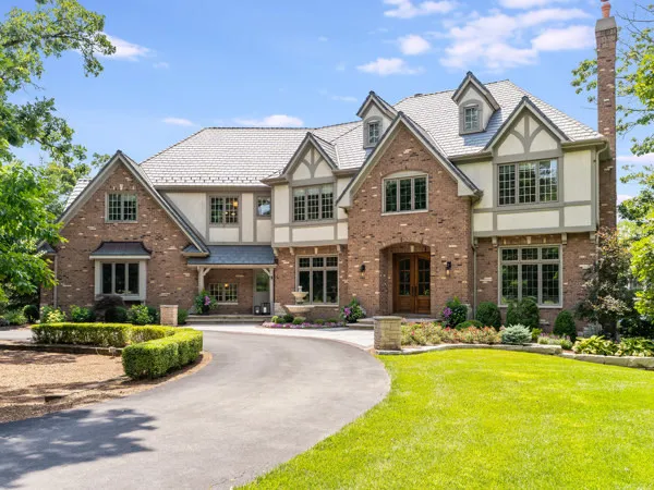 $1,899,000 | 46 Candlewood Drive, North Barrington, IL 60010
