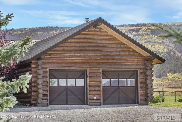 $1,495,000 | 1330 Larsen Lane, Driggs, ID 83422