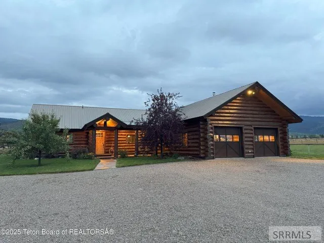 $1,495,000 | 1330 Larsen Lane, Driggs, ID 83422