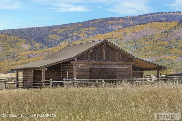 $1,495,000 | 1330 Larsen Lane, Driggs, ID 83422