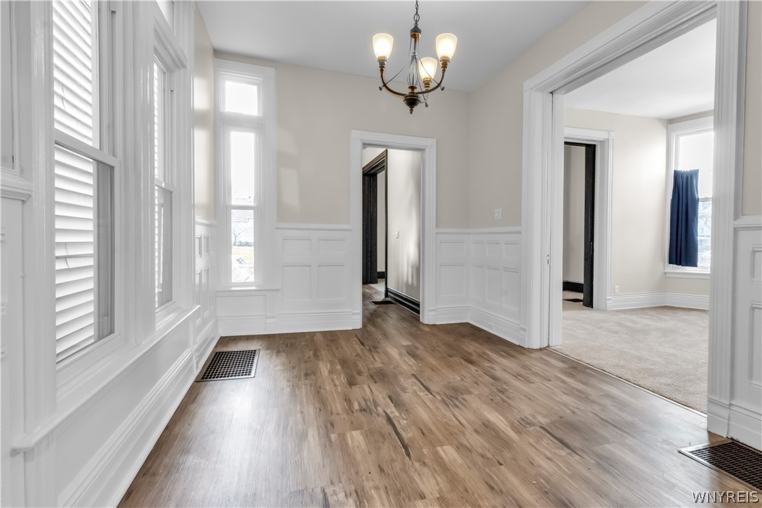 399 Fargo Avenue Buffalo, NY 14213 - Photo 17 of 33 Formal dining room