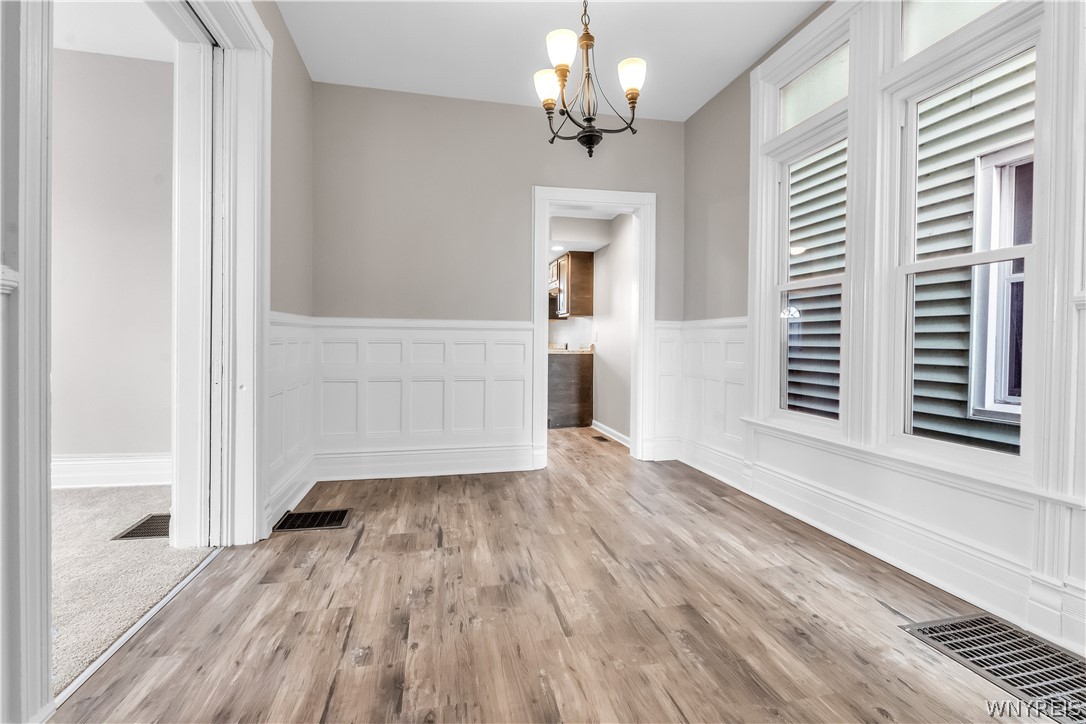 399 Fargo Avenue Buffalo, NY 14213 - Photo 18 of 33 Formal dining room