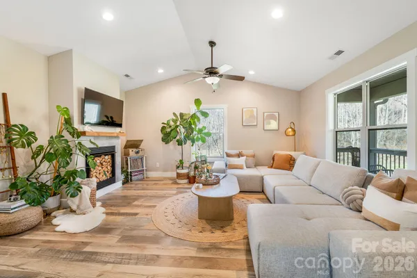 $515,000 | 38 Sunrise Drive, Mars Hill, NC 28754