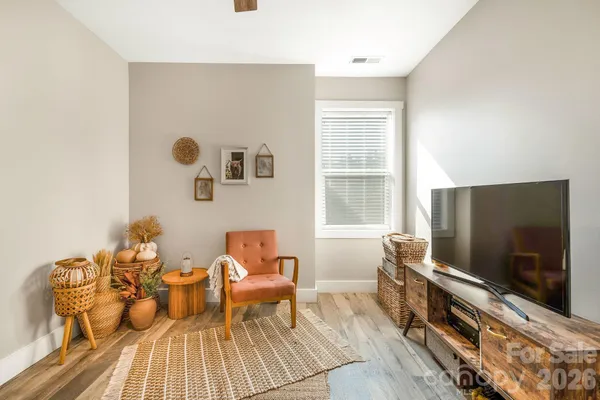 $515,000 | 38 Sunrise Drive, Mars Hill, NC 28754