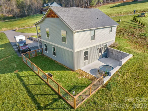 $515,000 | 38 Sunrise Drive, Mars Hill, NC 28754