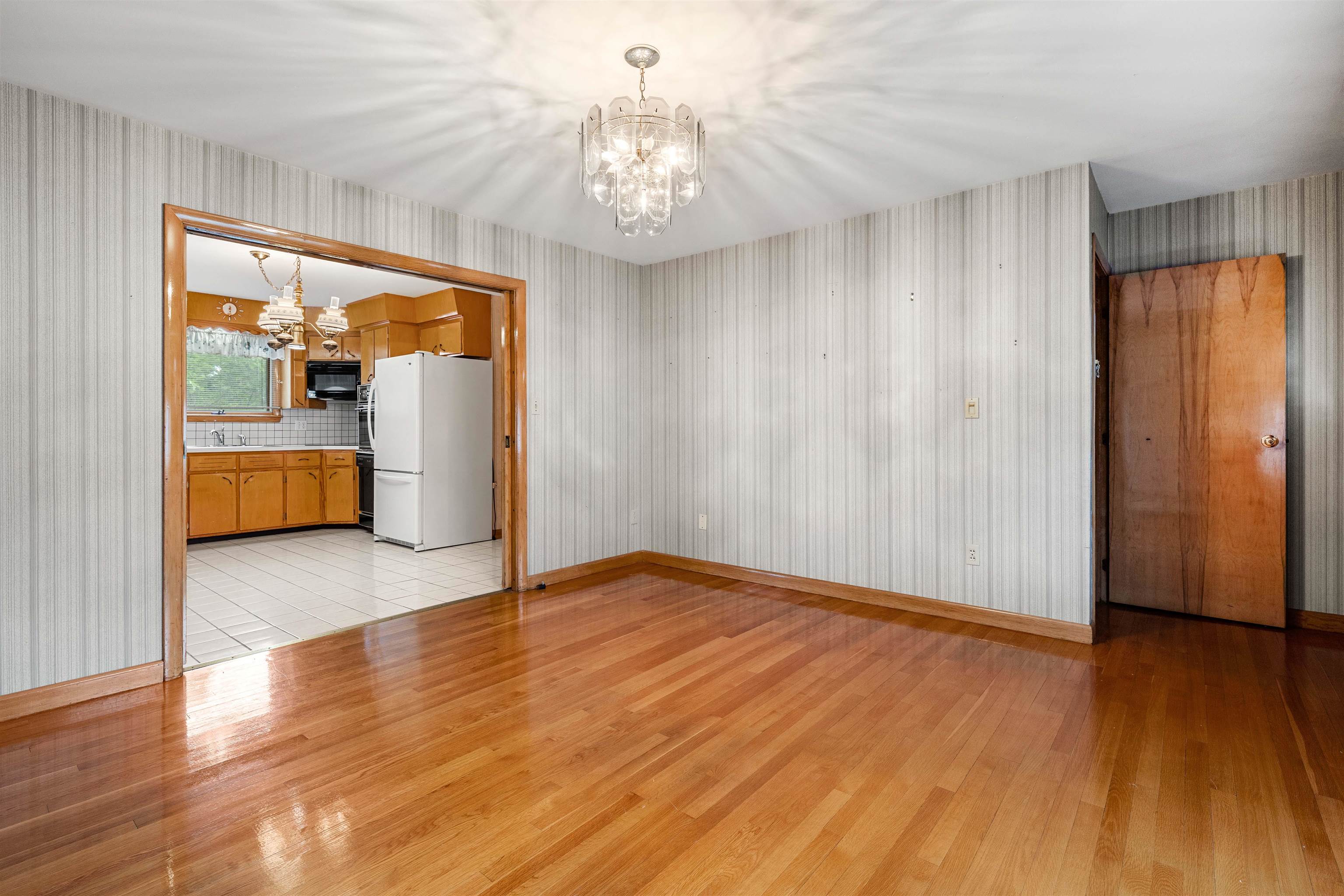 24 Plummer Street Goffstown, NH 03102 - Photo 14 of 42