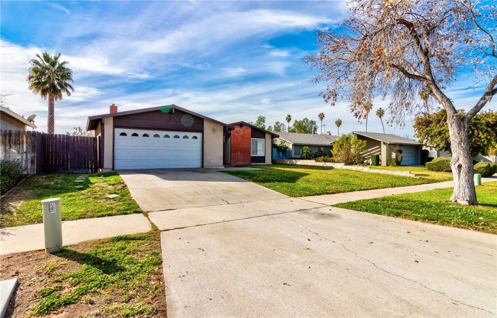 2850 Washington Street Riverside, CA 92504 - Photo 1 of 1