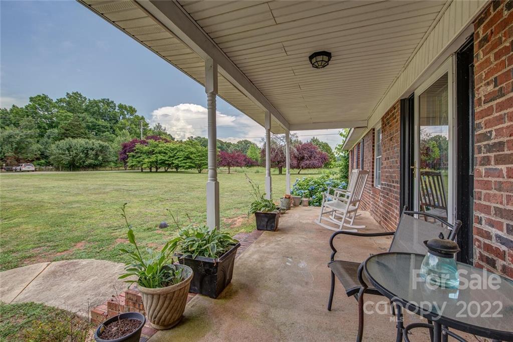 211 Beattie Road Kings Mountain, NC 28086 - Photo 3 of 25 Gallery Image 3