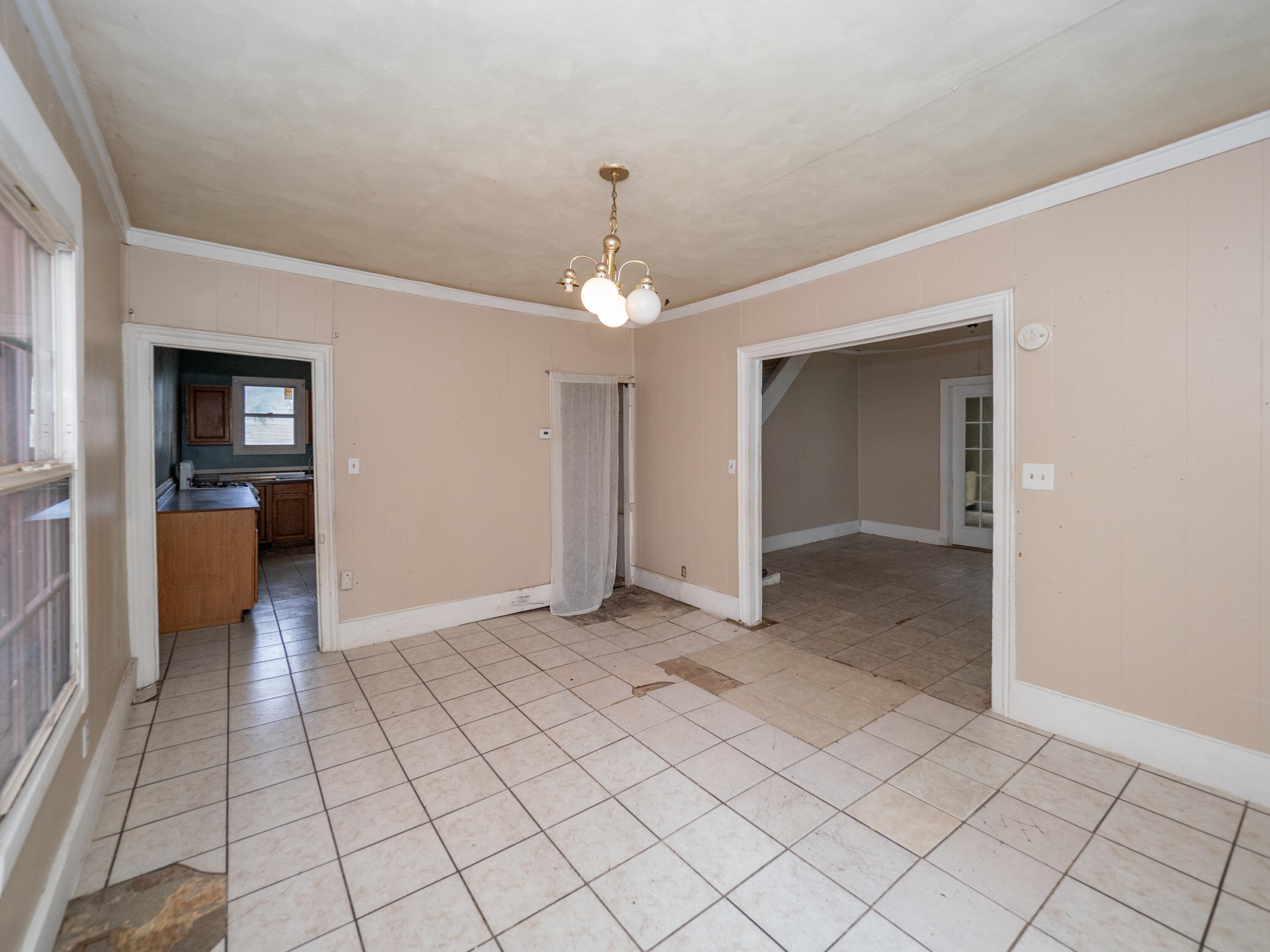 935 Osborne Street Kalamazoo, MI 49001 - Photo 13 of 40 935 Osborne St-106 (1)