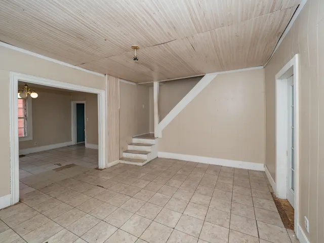 $149,000 | 935 Osborne Street, Kalamazoo, MI 49001