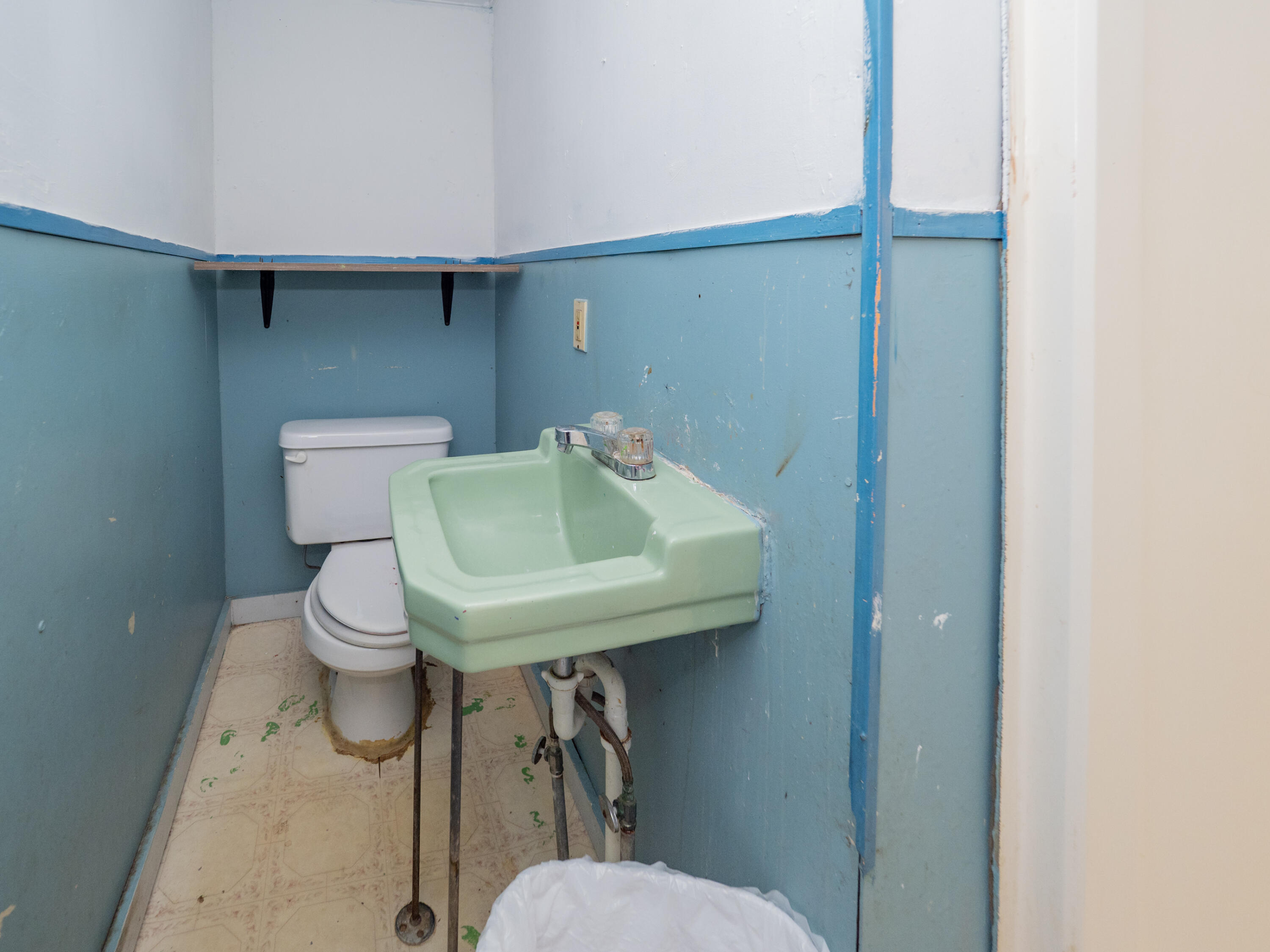 935 Osborne Street Kalamazoo, MI 49001 - Photo 32 of 40 935 Osborne St-133 (1)