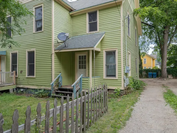 $149,000 | 935 Osborne Street, Kalamazoo, MI 49001