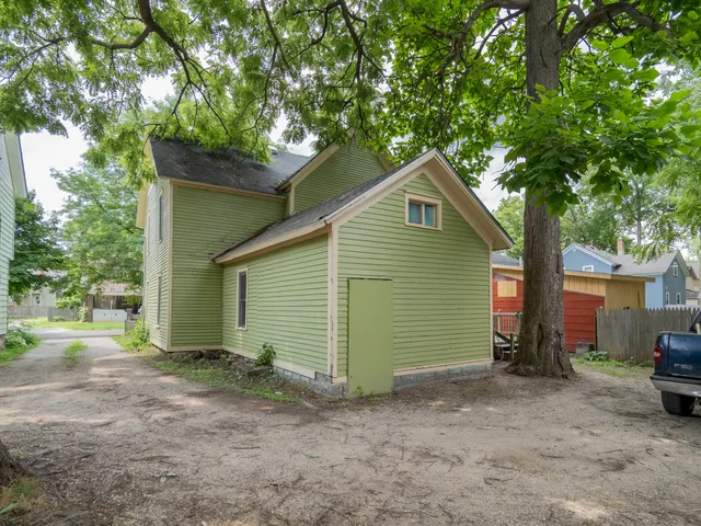 $149,000 | 935 Osborne Street, Kalamazoo, MI 49001