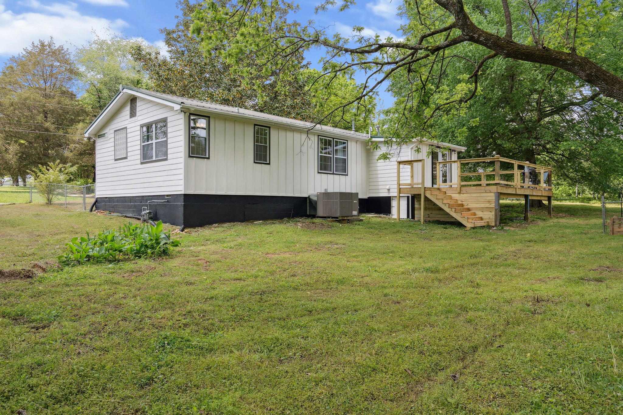 1829 Lockmiller Road Estill Springs, TN 37330 - Photo 30 of 41 Gallery Image 30