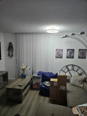 $200,000 | 16450 Northwest 2nd Avenue, Unit 310, Miami, FL 33169