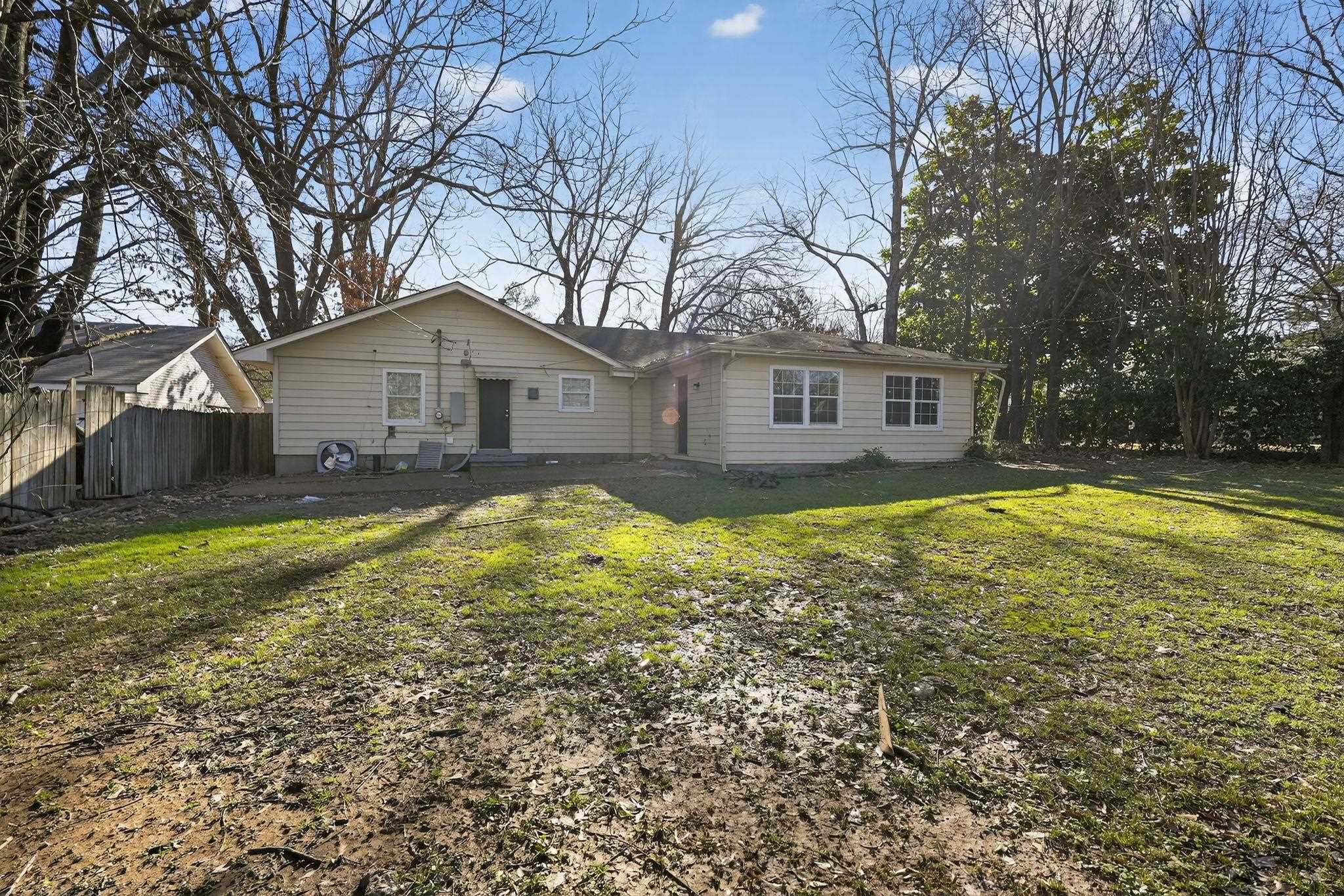 4828 Knight Arnold Road Memphis, TN 38118 - Photo 20 of 24 Back of house