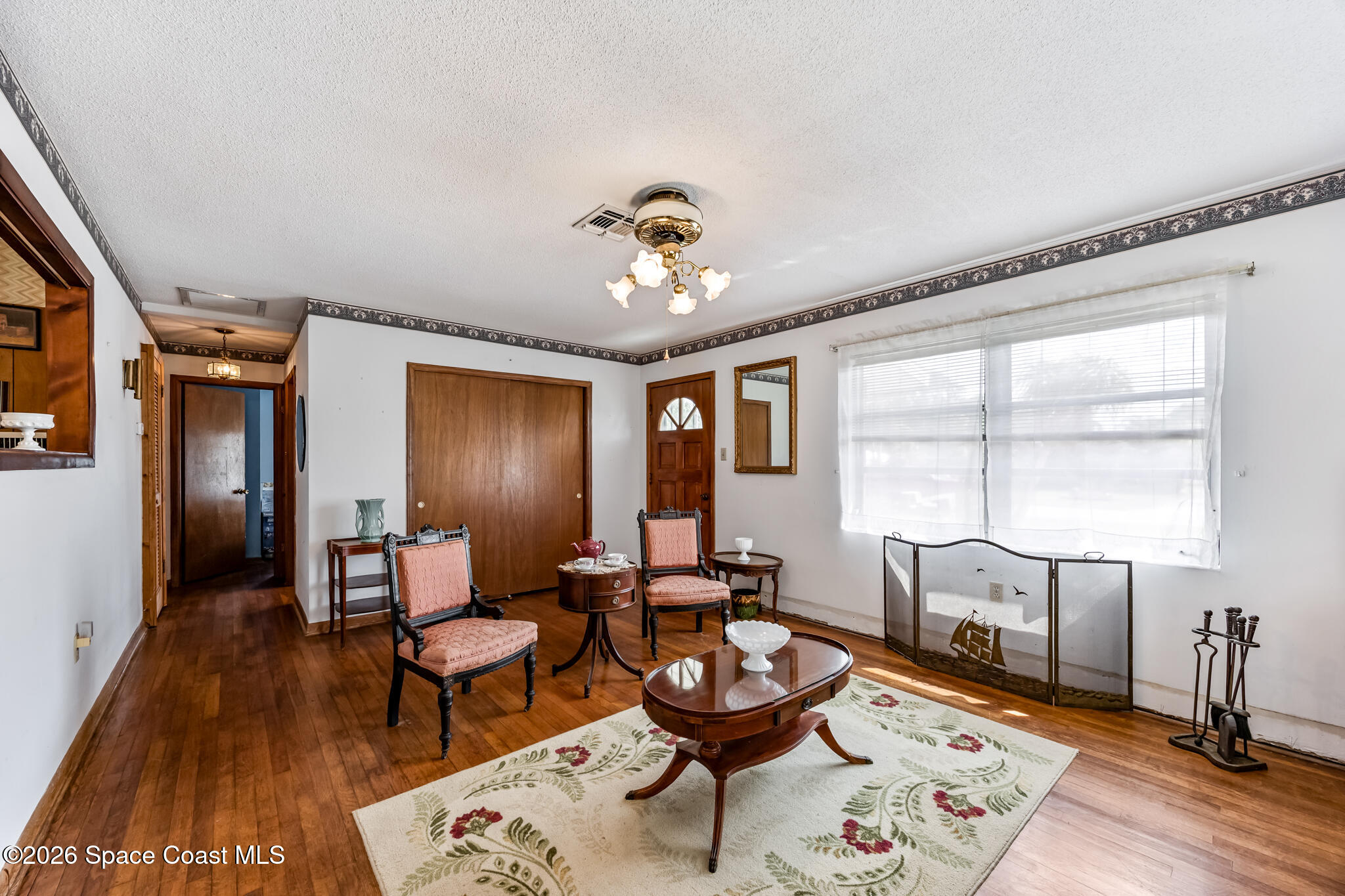 2030 City Acres Road Melbourne, FL 32904 - Photo 2 of 31 Living room