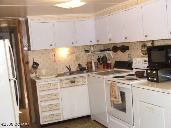 158 Core Sound Loop Road Atlantic, NC 28511 - Photo 12 of 14 kitchen