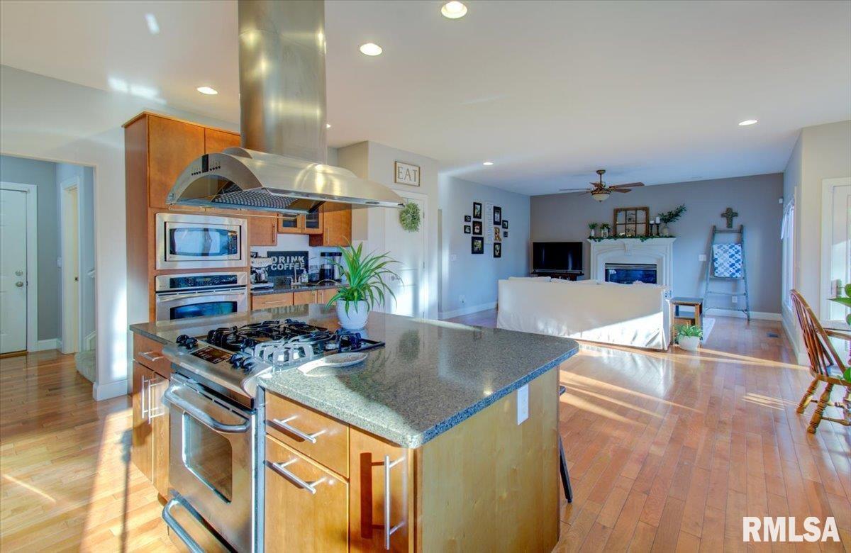 117 Ramblewood Road Chatham, IL 62629 - Photo 13 of 50 Gallery Image 13