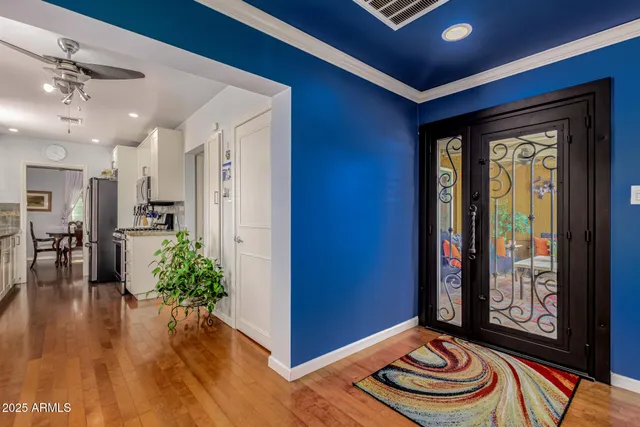 $634,000 | 702 West Cambridge Avenue, Phoenix, AZ 85007