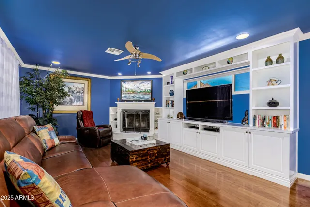 $634,000 | 702 West Cambridge Avenue, Phoenix, AZ 85007