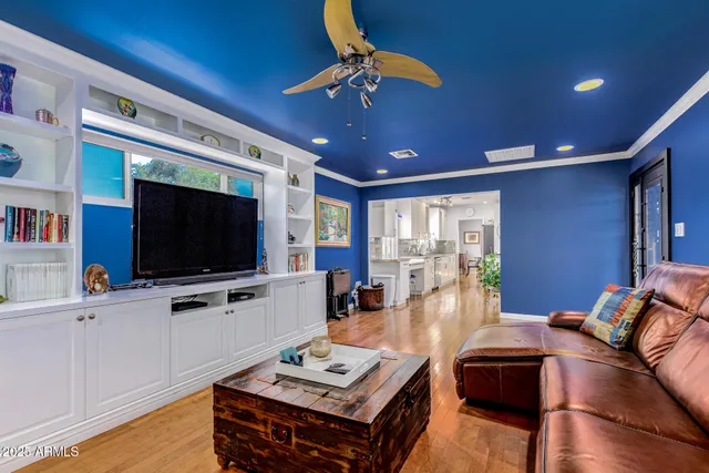 $634,000 | 702 West Cambridge Avenue, Phoenix, AZ 85007