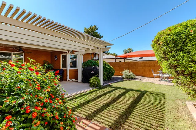 $634,000 | 702 West Cambridge Avenue, Phoenix, AZ 85007