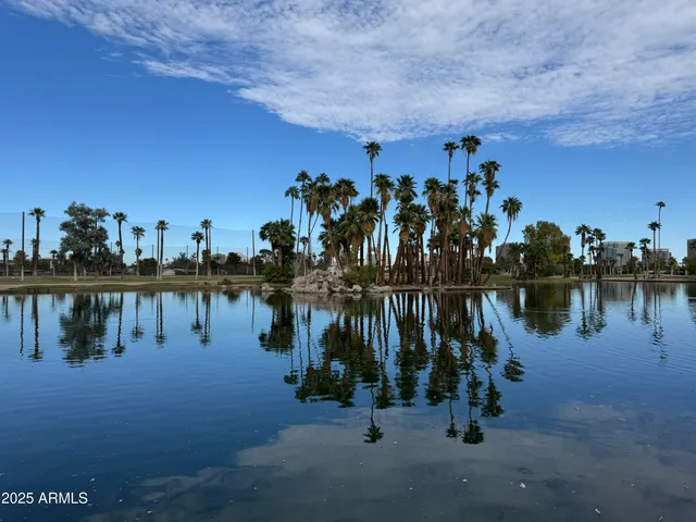 $634,000 | 702 West Cambridge Avenue, Phoenix, AZ 85007